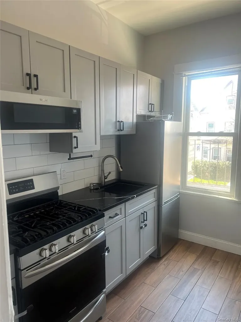 41 S 12th Avenue Mount Vernon NY 10550
