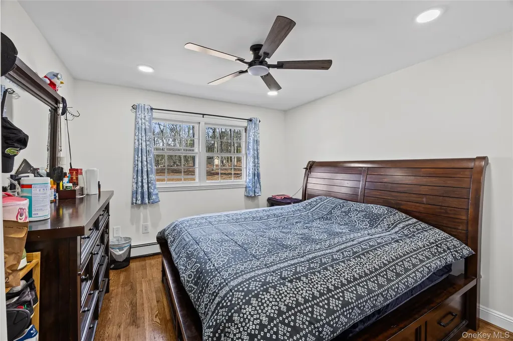 9 Weaver Lane Dix Hills NY 11746