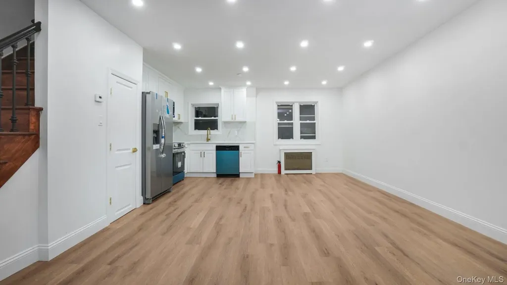 3031 Edson Avenue Bronx NY 10469