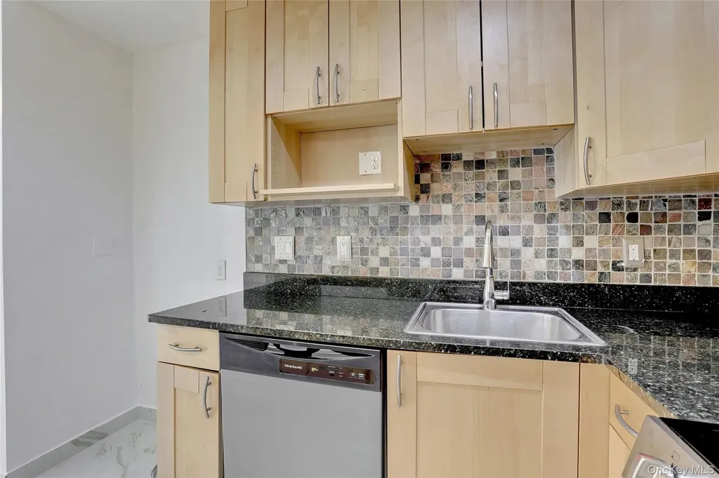 7 Secora Road Monsey NY 10952