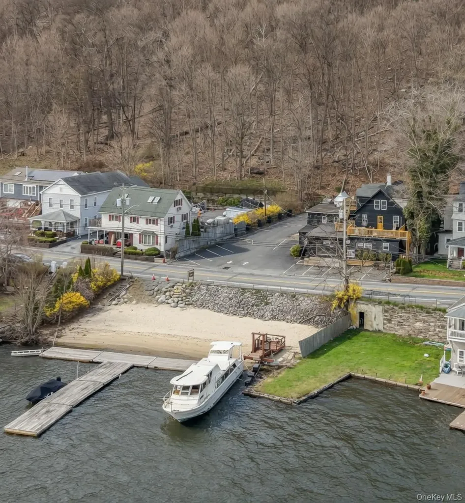 649 Jersey Avenue Greenwood Lake NY 10925