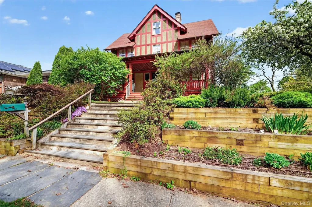 34 Winnebago Road Yonkers NY 10710