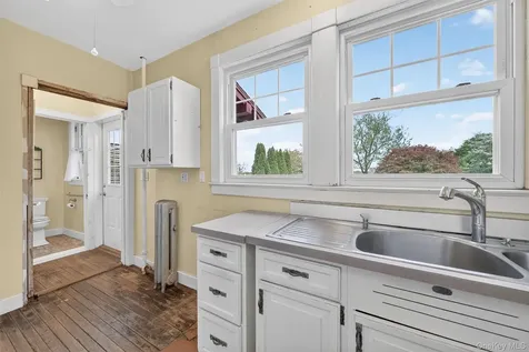 34 Winnebago Road Yonkers NY 10710