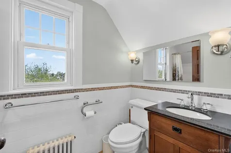 34 Winnebago Road Yonkers NY 10710