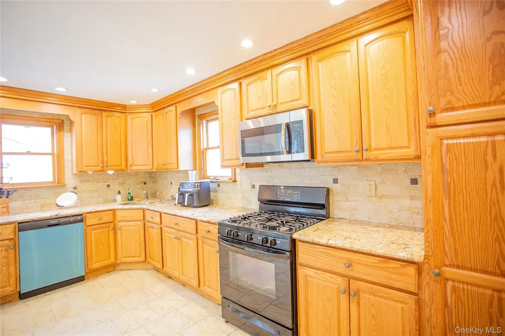 363 Hewlett Parkway Hewlett NY 11557