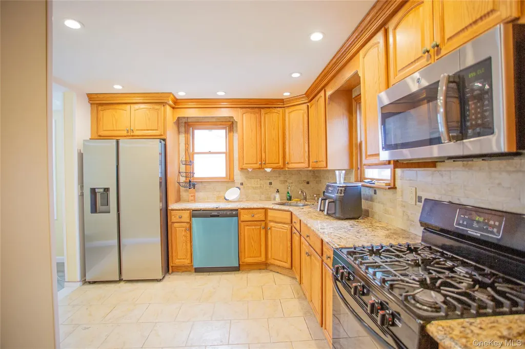 363 Hewlett Parkway Hewlett NY 11557