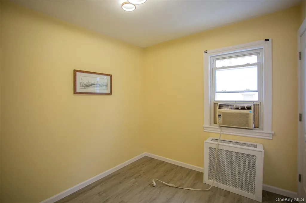 363 Hewlett Parkway Hewlett NY 11557