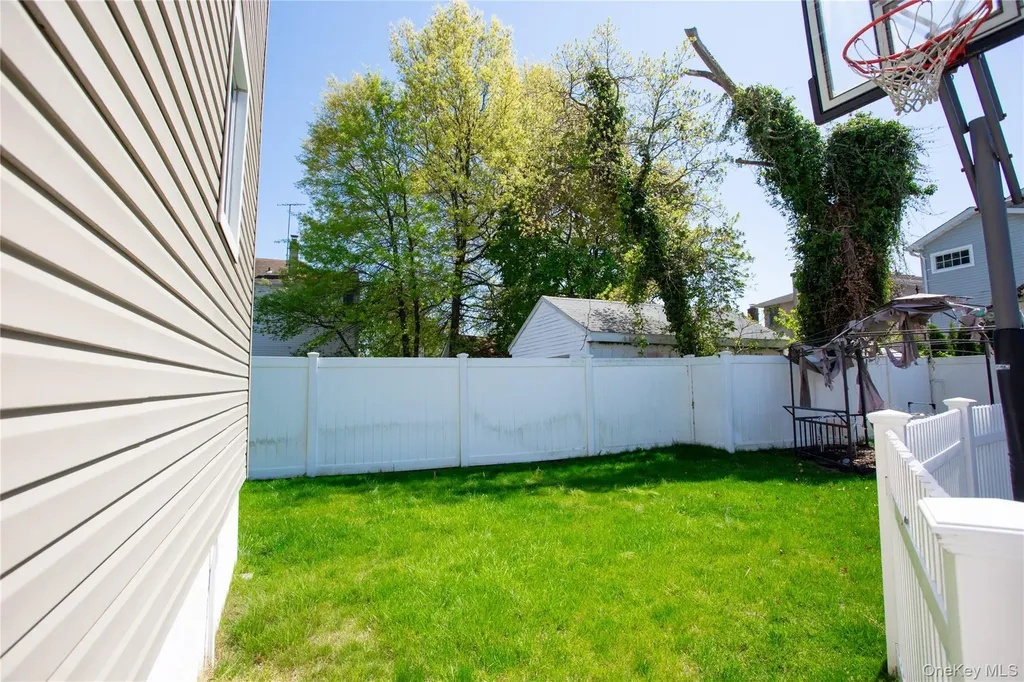 363 Hewlett Parkway Hewlett NY 11557