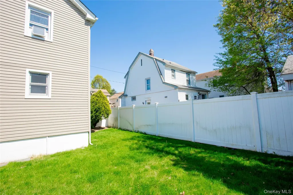 363 Hewlett Parkway Hewlett NY 11557