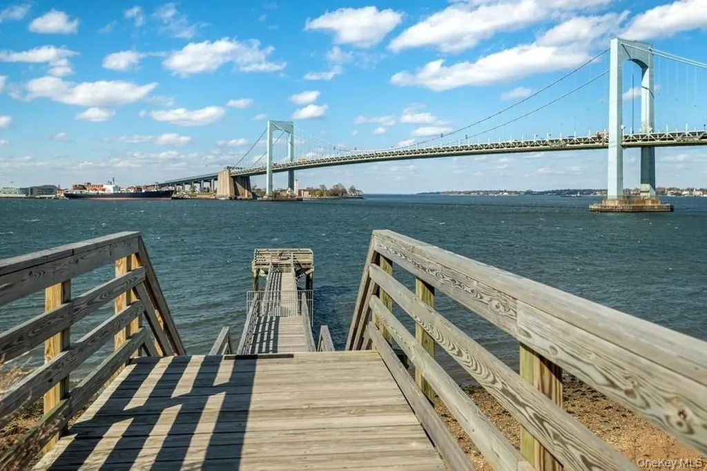 162-01 Powells Cove Boulevard Beechhurst NY 11357