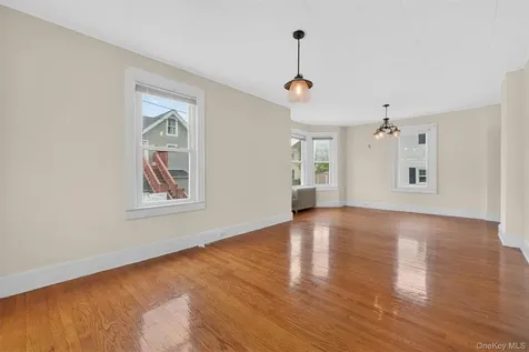 371-373 Verplanck Avenue Beacon NY 12508