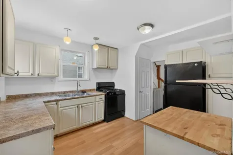 371-373 Verplanck Avenue Beacon NY 12508
