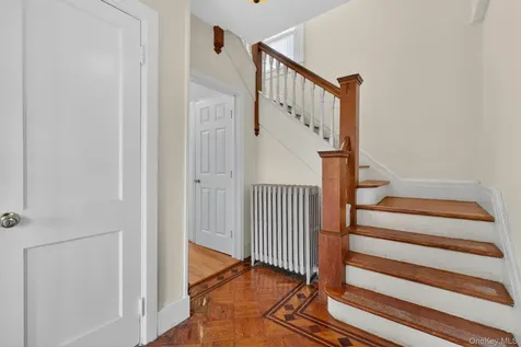 371-373 Verplanck Avenue Beacon NY 12508