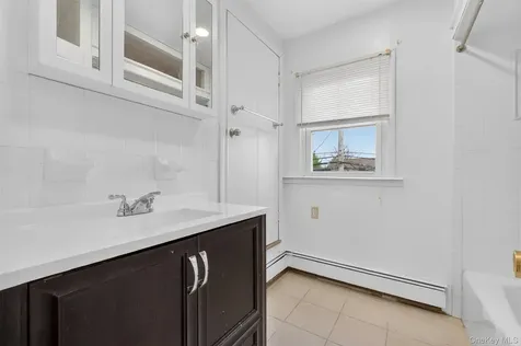 371-373 Verplanck Avenue Beacon NY 12508