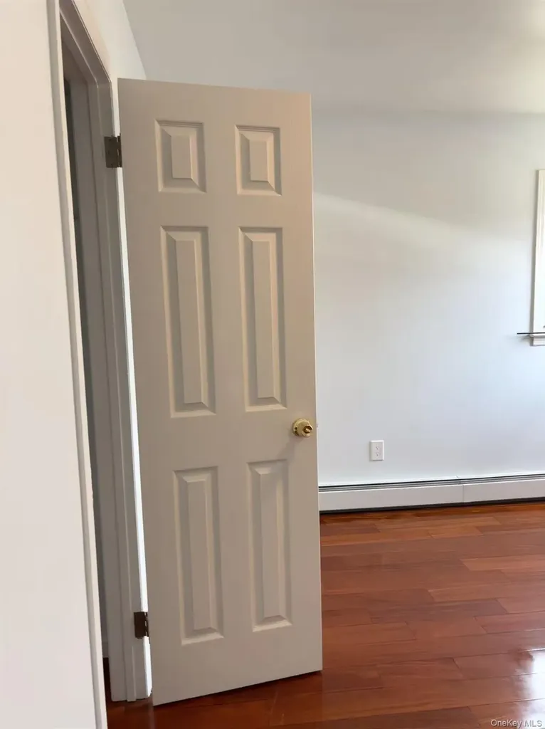 567 Langley Avenue West Hempstead NY 11552