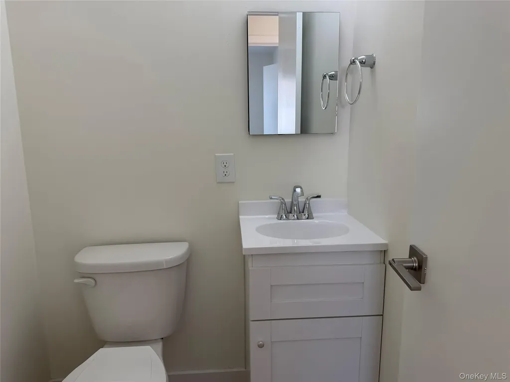 5 Colonial Drive Wappingers Falls NY 12590