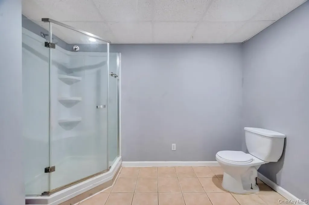 29 Harwood Way Coram NY 11727