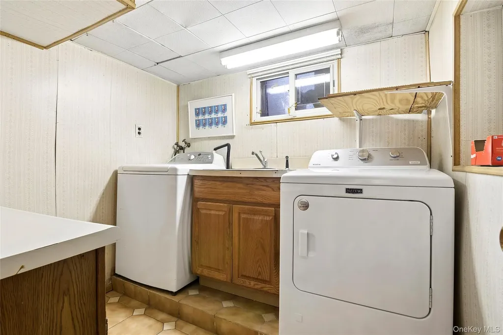 21420 26th Avenue Bayside NY 11360