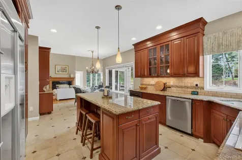 75 Kensington Lane Yorktown Heights NY 10598