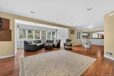 75 Kensington Lane Yorktown Heights NY 10598