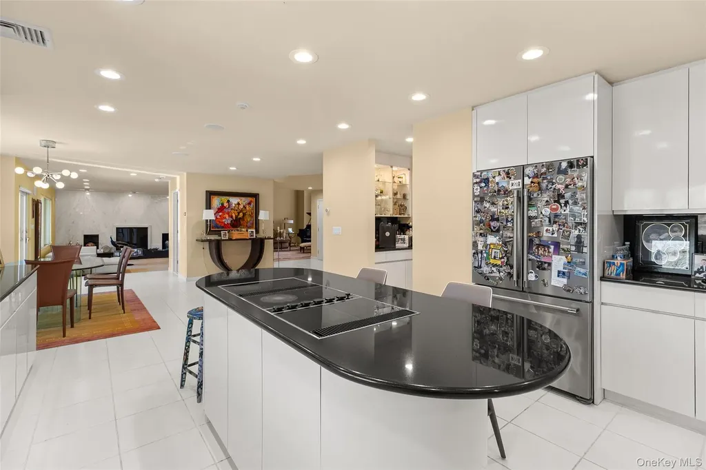 379 Smith Road Ronkonkoma NY 11779