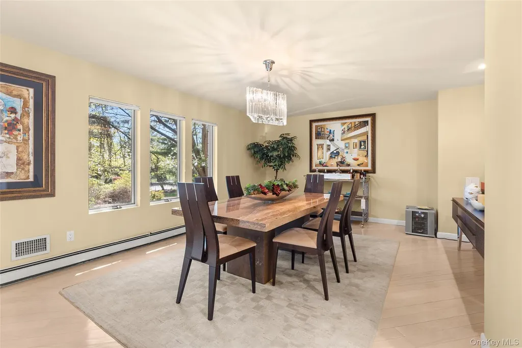 379 Smith Road Ronkonkoma NY 11779