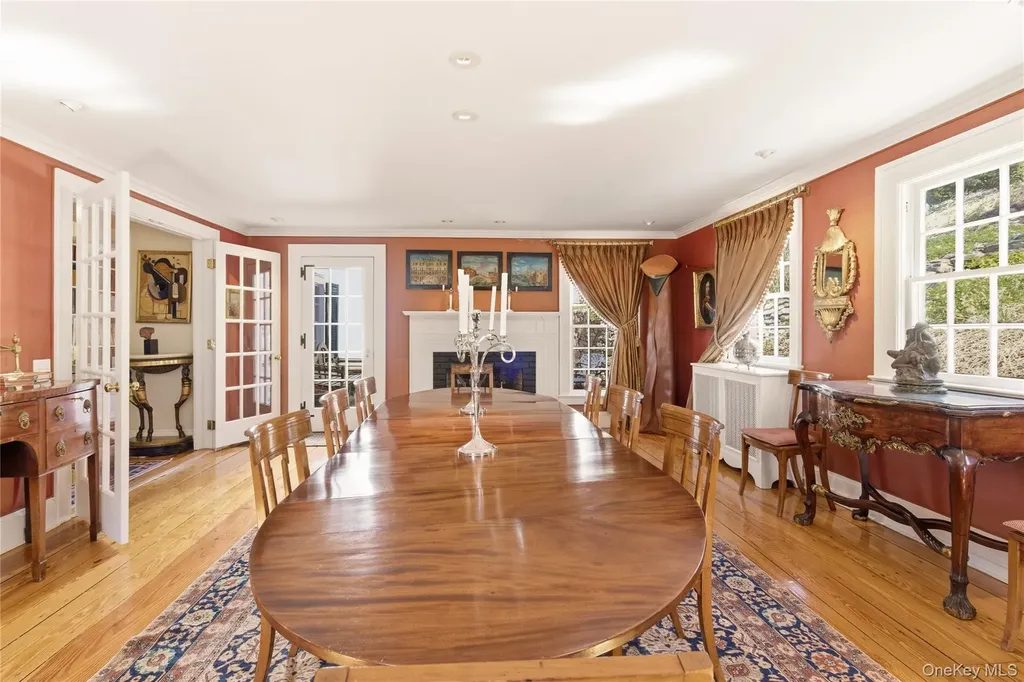 80 Shore Road Cold Spring Harbor NY 11724