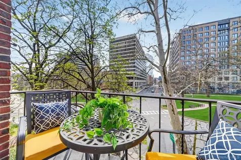20 N Broadway White Plains NY 10601