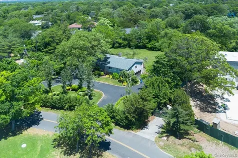 230 Richards Lane Hewlett Harbor NY 11557