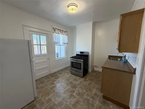 31 Garfield Street Yonkers NY 10701