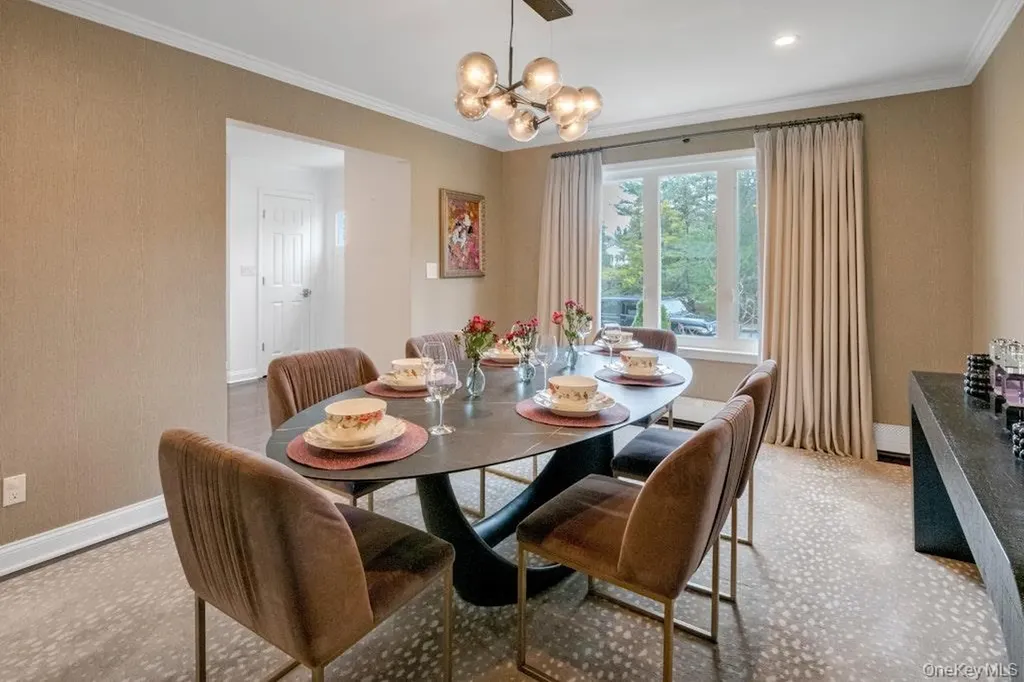 21 Elmridge Drive Scarsdale NY 10583