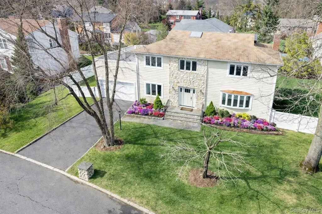 21 Elmridge Drive Scarsdale NY 10583