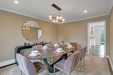 21 Elmridge Drive Scarsdale NY 10583