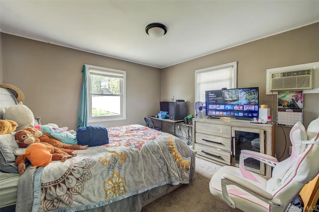 50 Gleaner Lane Levittown NY 11756