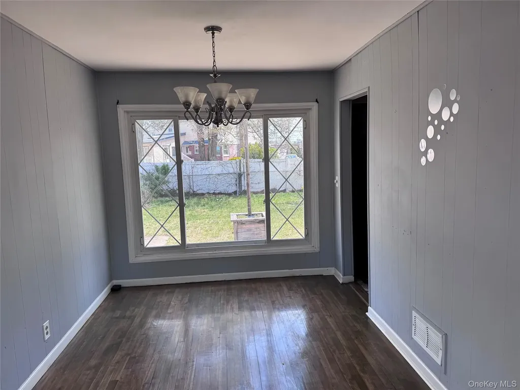 21 Boden Avenue Valley Stream NY 11580
