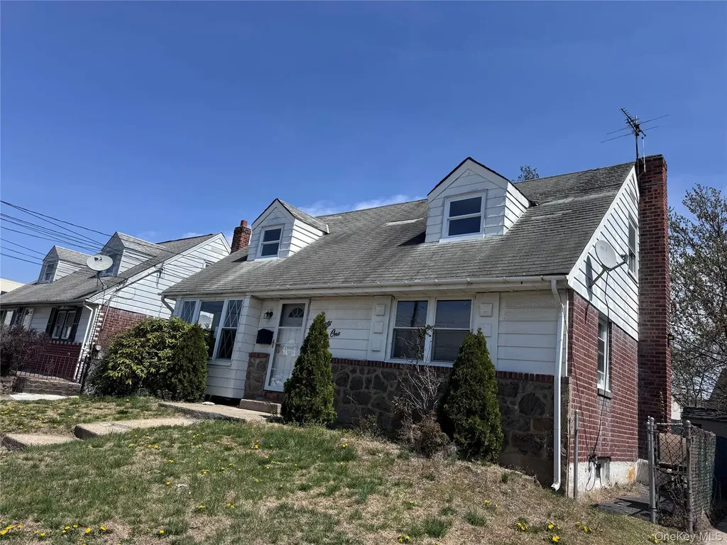 21 Boden Avenue Valley Stream NY 11580
