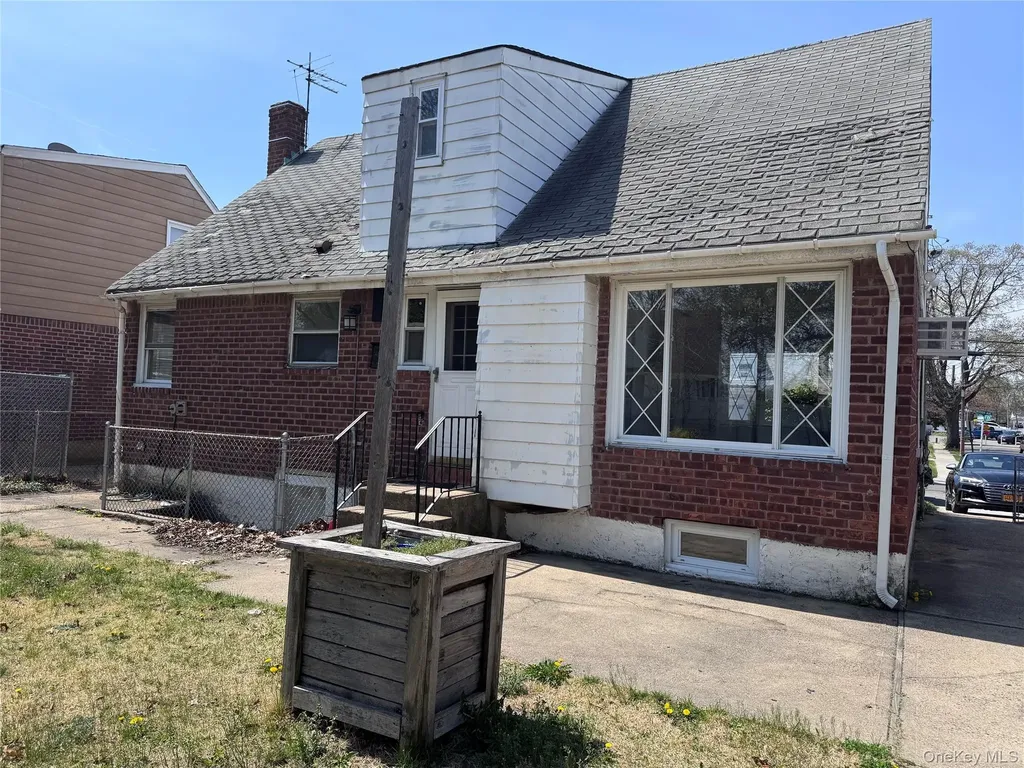 21 Boden Avenue Valley Stream NY 11580