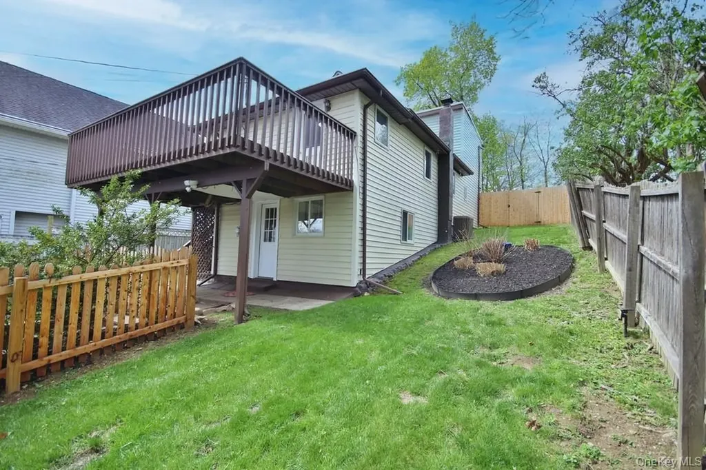 117 W Mombasha Road Monroe NY 10950