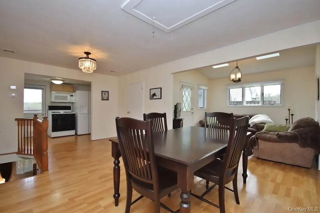 117 W Mombasha Road Monroe NY 10950