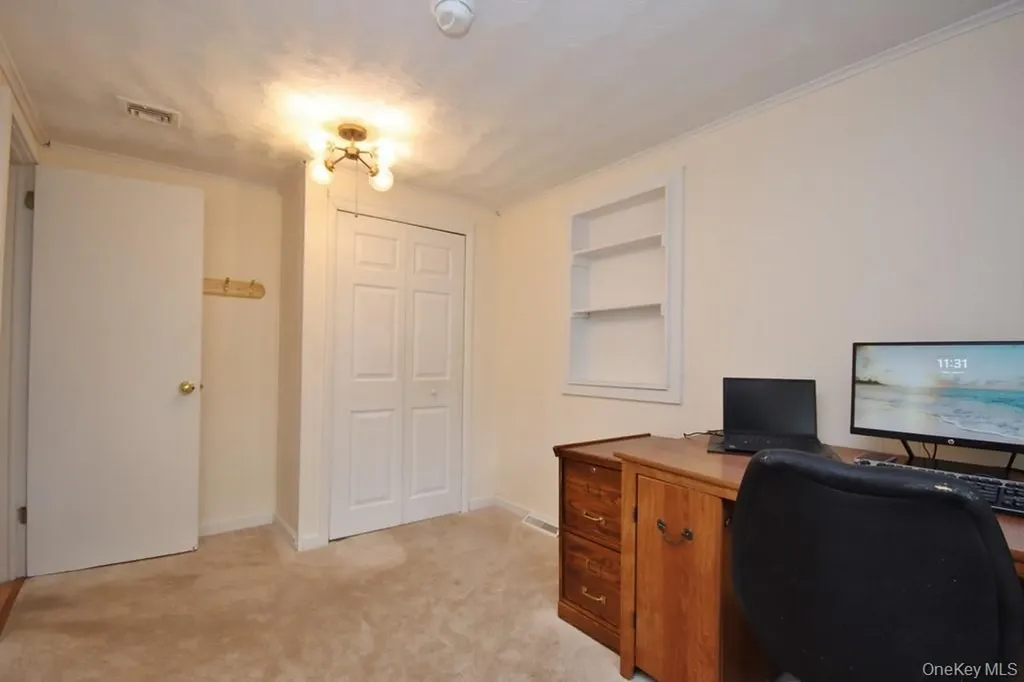 117 W Mombasha Road Monroe NY 10950