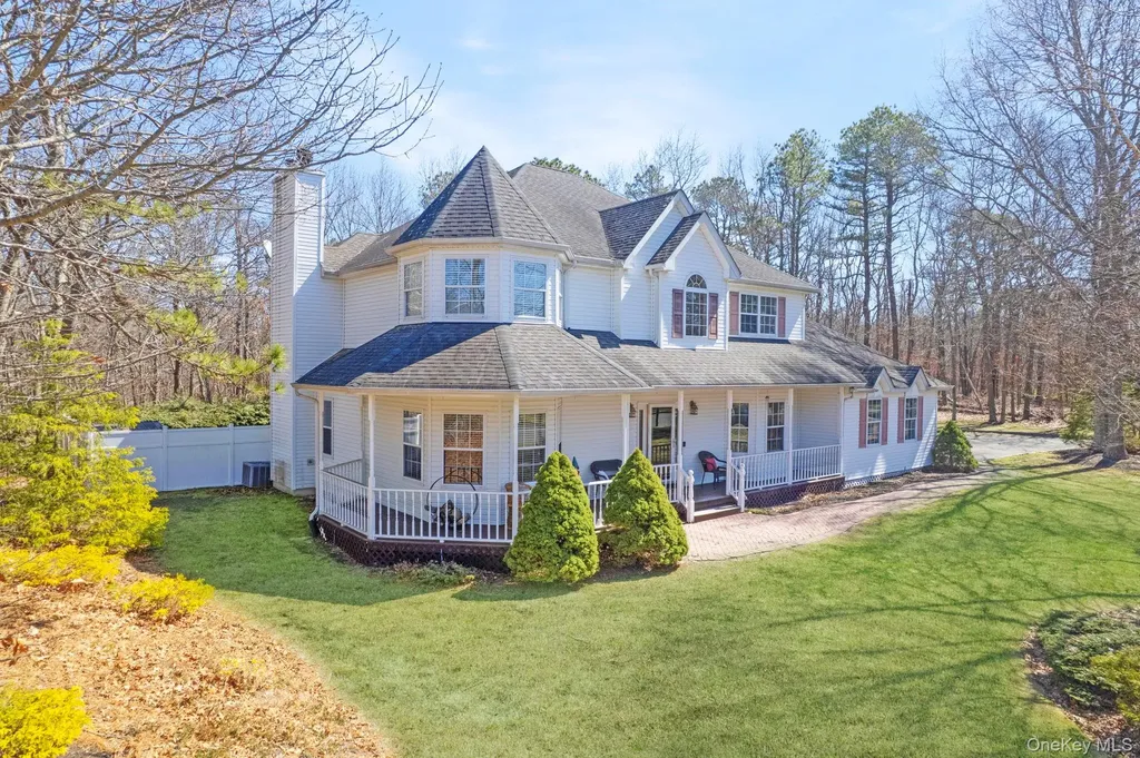 20 Ricky Road Manorville NY 11949