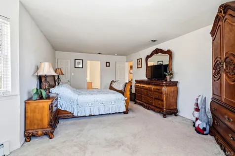 20 Ricky Road Manorville NY 11949