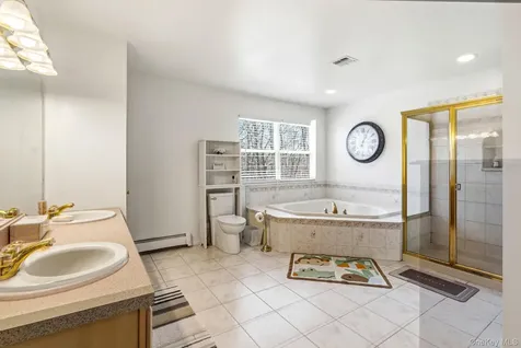 20 Ricky Road Manorville NY 11949