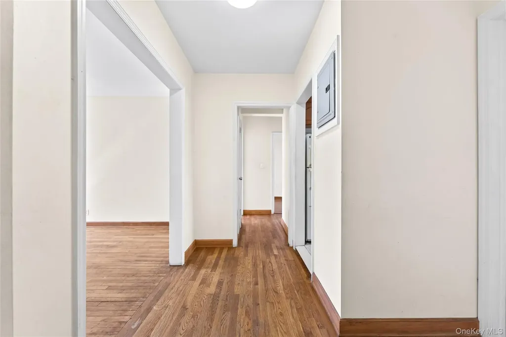 141-21 78th Road Flushing NY 11367