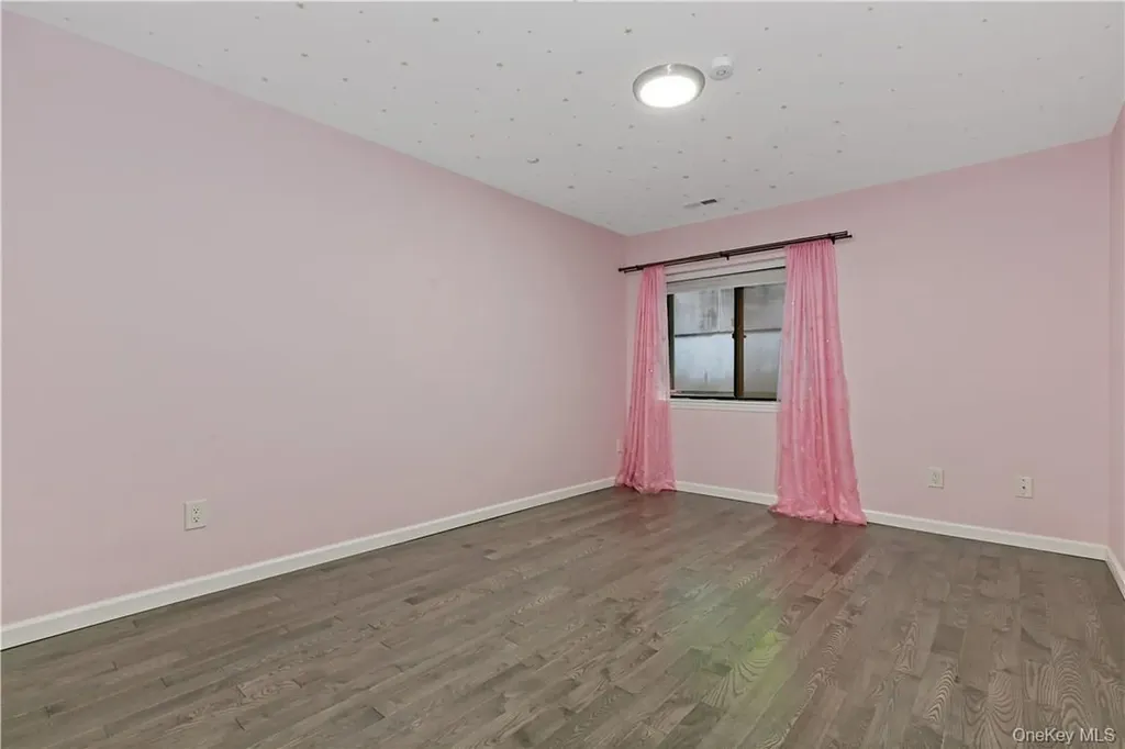 343 N Greeley Avenue Chappaqua NY 10514