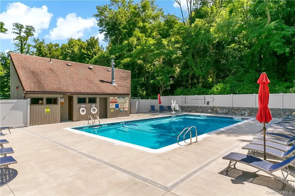343 N Greeley Avenue Chappaqua NY 10514