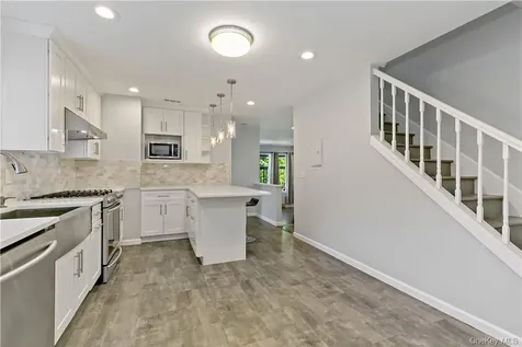343 N Greeley Avenue Chappaqua NY 10514