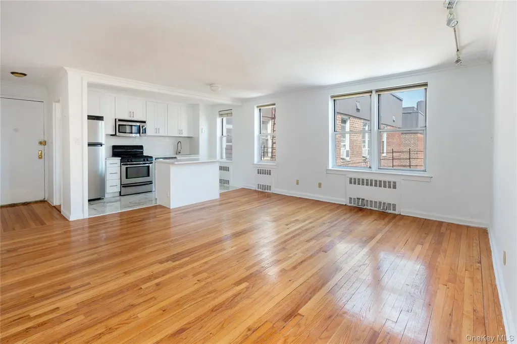 6505 Yellowstone Boulevard Forest Hills NY 11375