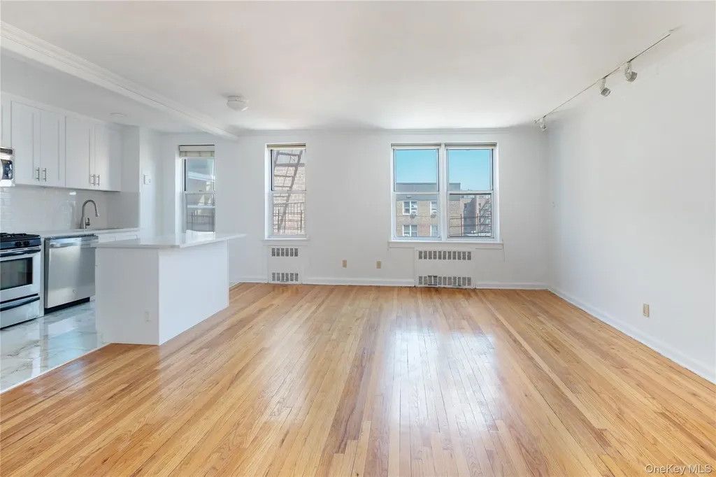 6505 Yellowstone Boulevard Forest Hills NY 11375