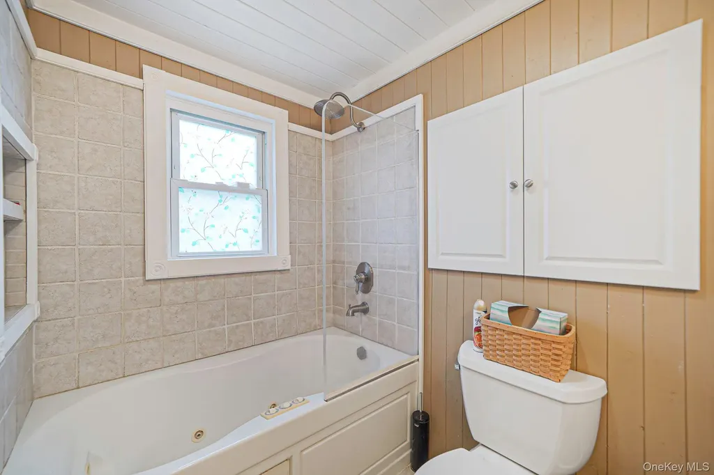 19 Laurel Street Centereach NY 11720